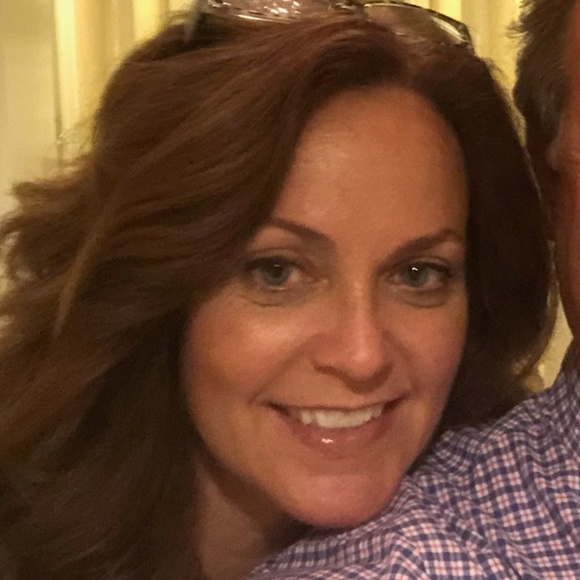 Meet your Posher, Carol - Picture 1 of 1